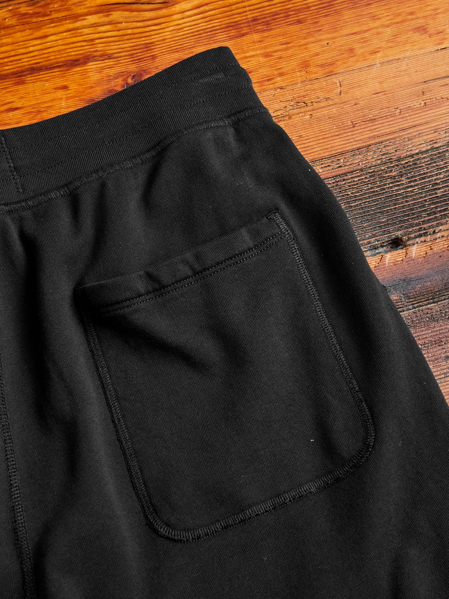 Lightweight Terry Sweatshort in Black