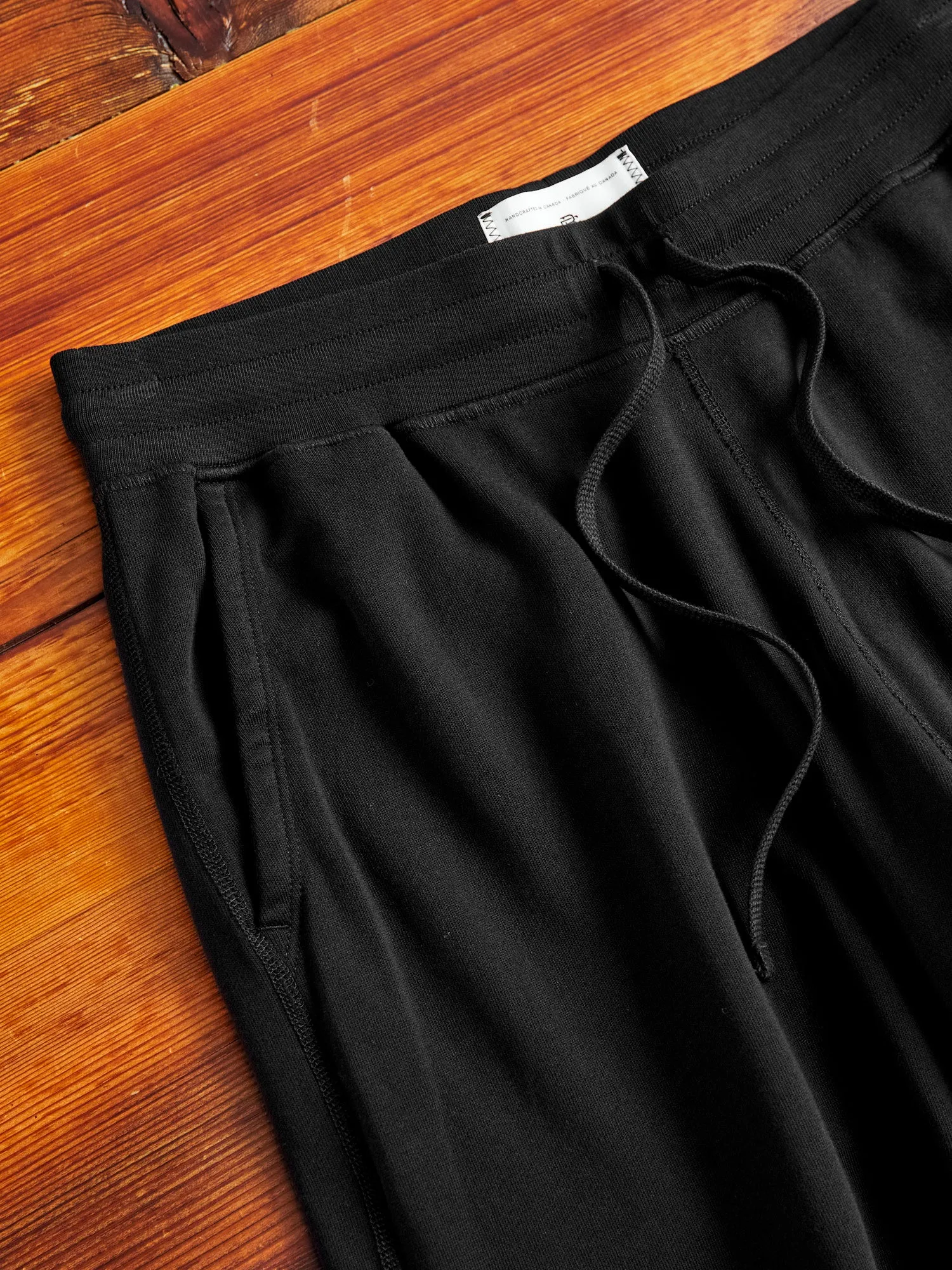 Lightweight Terry Sweatshort in Black