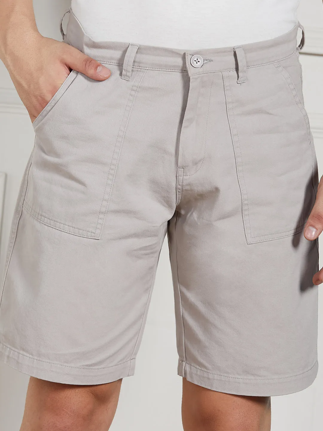 Men's Light Grey Solid Relaxed Fit Shorts