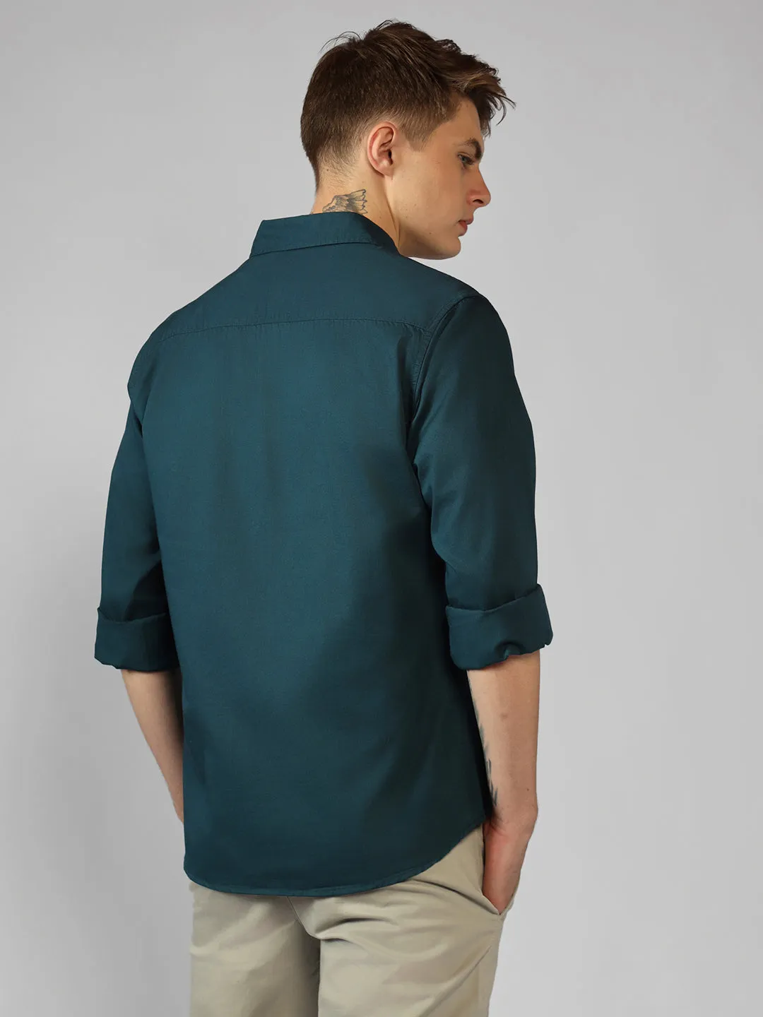 Men's Teal blue Solid Spread Collar Long Sleeves Relaxed Fit Casual Shirt